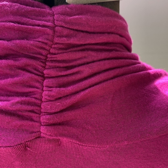 Sun and moon yoga top magenta color long body layers gathered look long sleeves - Picture 9 of 10